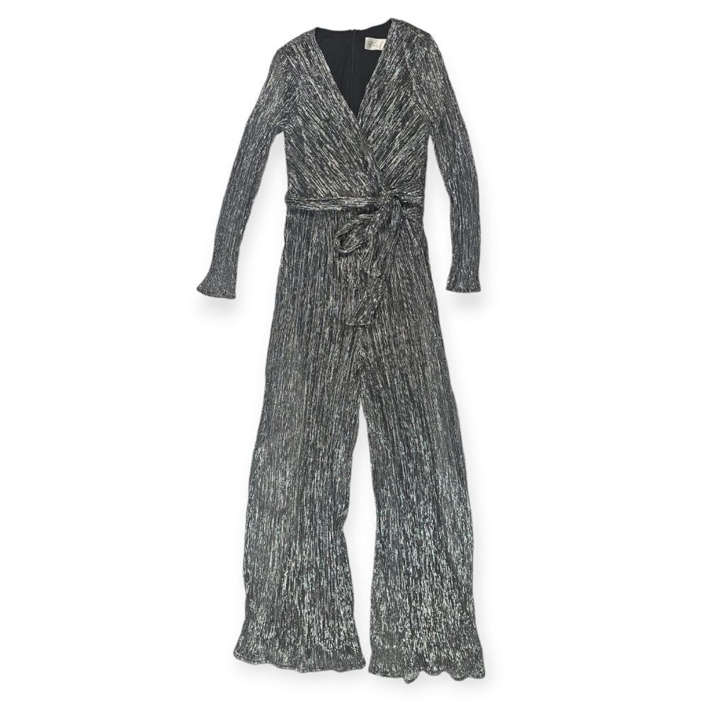 Eliza J Silver And Black‎ Sparkly Long Sleeve Jumpsuit Romper Women's Size 4